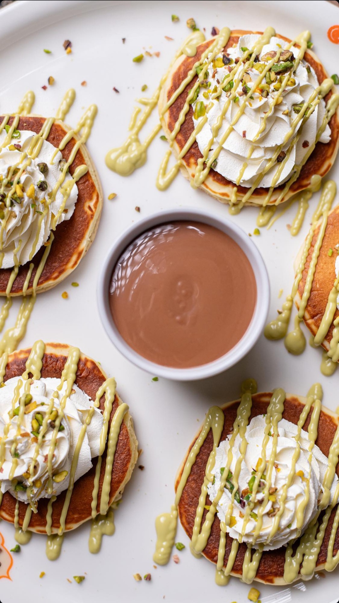 Pistachio pancakes