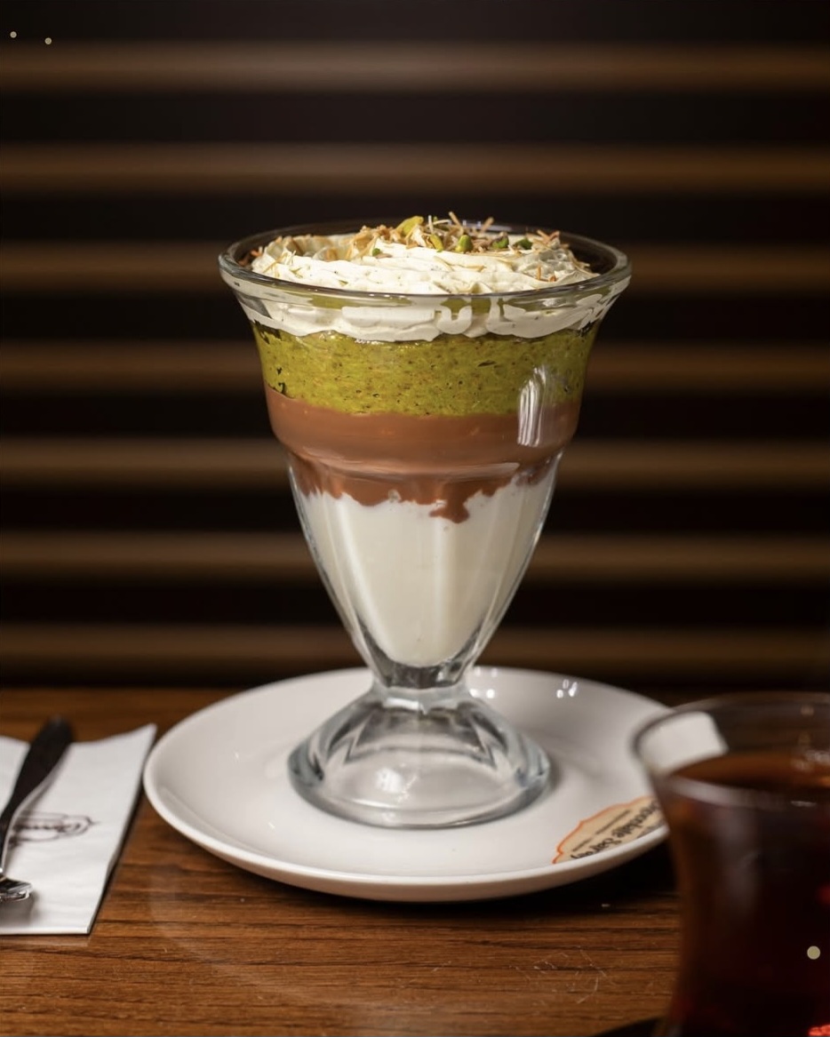 Pistachio parfait